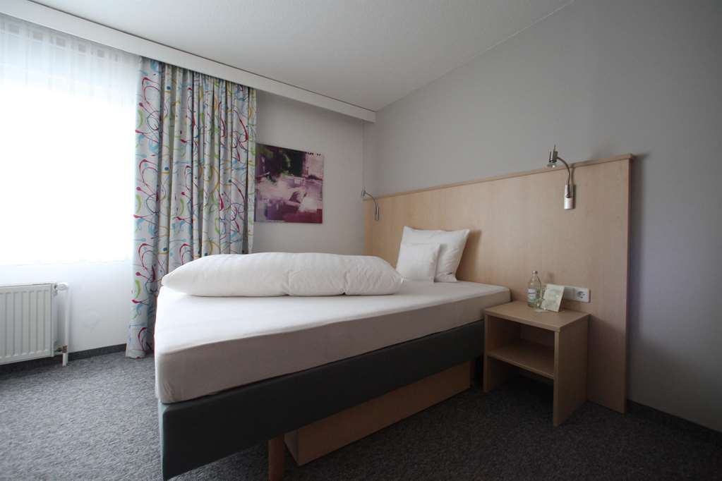 Hotel Baeren Gärtringen Quarto foto